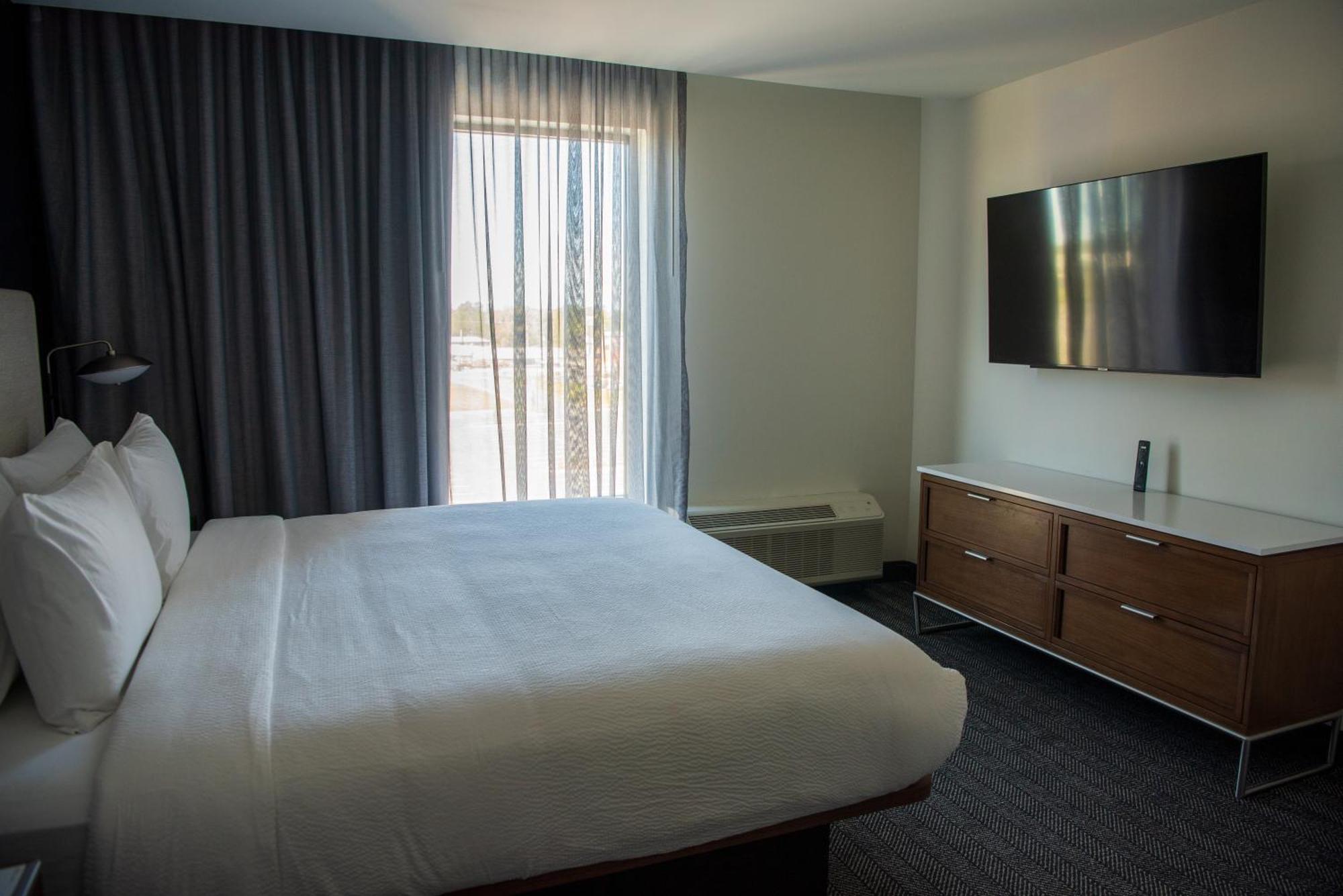 Courtyard By Marriott Lake City Dış mekan fotoğraf