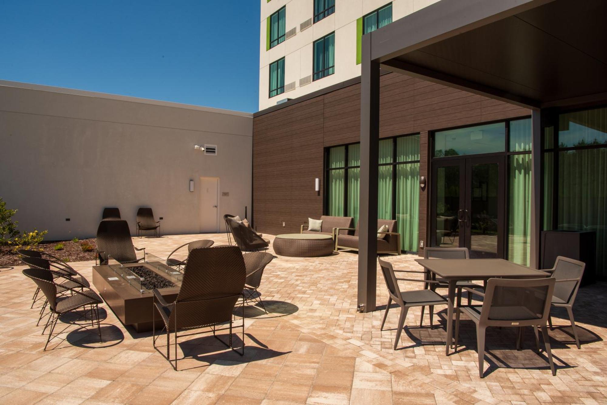 Courtyard By Marriott Lake City Dış mekan fotoğraf